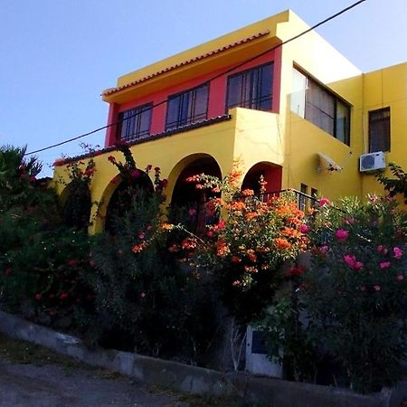 Rose'S Place Apartment Mindelo Exterior photo